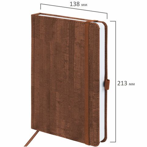 Ежедневник недатированный А5 (138x213 мм) BRAUBERG &quot;Wood&quot;, кожзам, резинка, 136 л., коричневый, 111676
