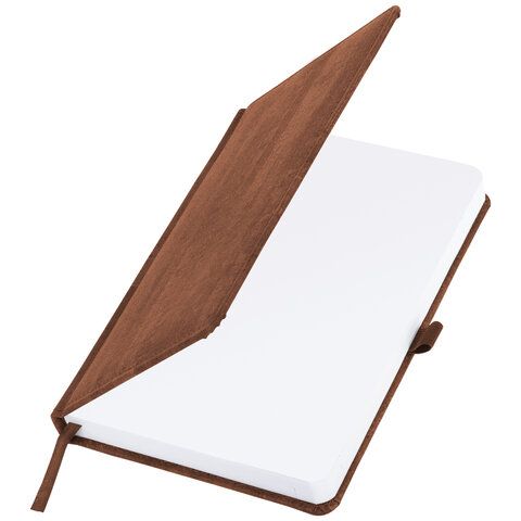 Ежедневник недатированный А5 (138x213 мм) BRAUBERG &quot;Wood&quot;, кожзам, резинка, 136 л., коричневый, 111676