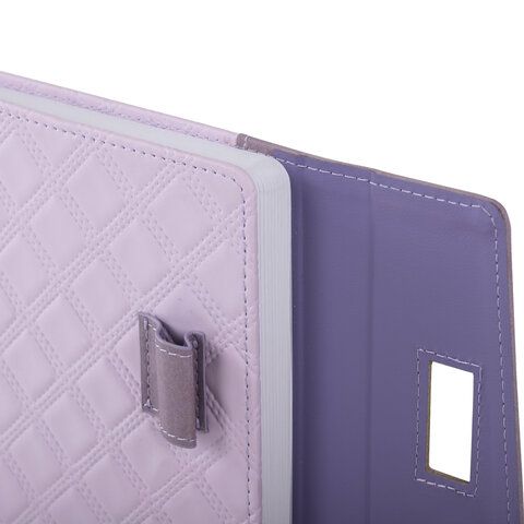 Ежедневник недатированный А5 145х215мм BRAUBERG Stitch, под кожу, магнит, 160л, сиреневый, 116589