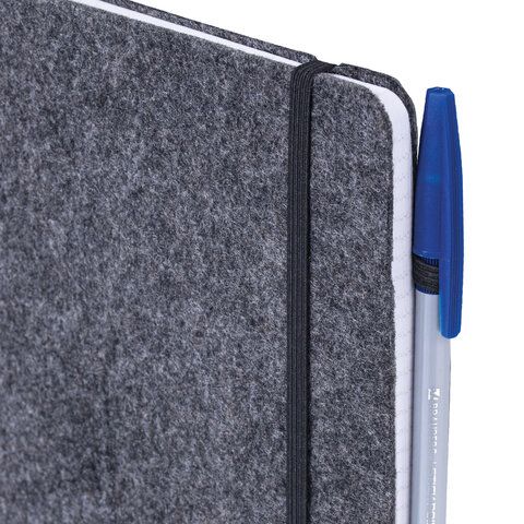 Блокнот А5 138x213мм BRAUBERG "Voylok" войлок, резинка, держатель, 80л клетка, черный, 117134