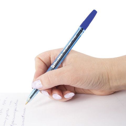 Ручка шариковая BRAUBERG &quot;Carina Blue&quot;, СИНЯЯ, корпус тонированный синий, узел 1 мм, линия письма 0,5 мм, 141669