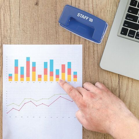 Дырокол металлический STAFF &quot;EVERYDAY&quot;, до 10 листов, без линейки, синий, 224648