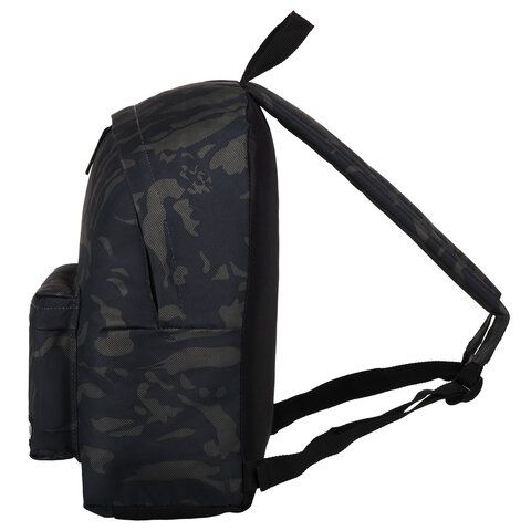 Рюкзак BRAUBERG СИТИ-ФОРМАТ универсальный, &quot;Black camouflage&quot;, черный, 41х32х14 см, 225367
