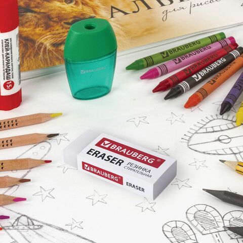 Ластик большой BRAUBERG 4 шт. EXTRA, 60х24х11 мм, белый, прямоугольный, экологичный ПВХ, картонный держатель, 228074