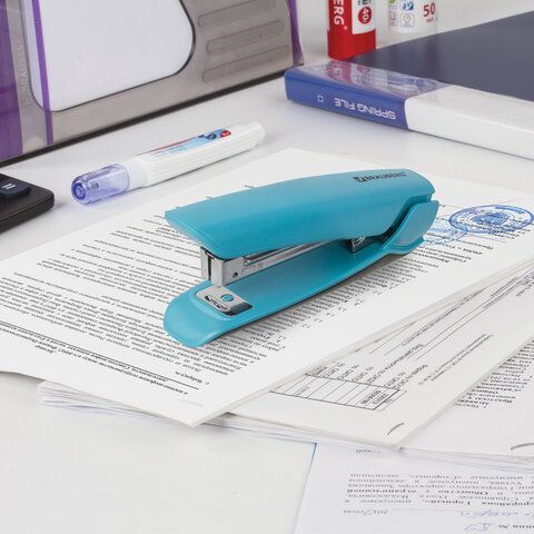 Степлер №10 BRAUBERG &quot;ULTRA&quot;, до 20 листов, с антистеплером, голубой, 228755