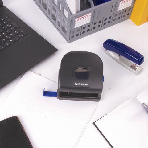 Дырокол BRAUBERG &quot;Extra&quot;, до 20 листов, черный, 229091