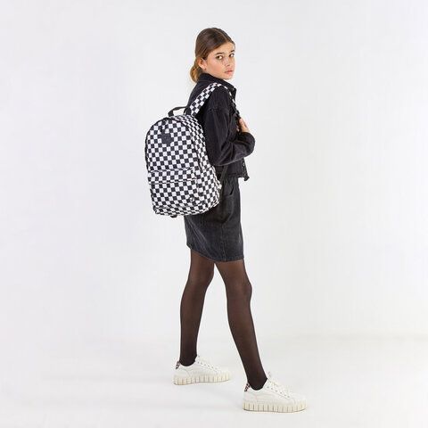 Рюкзак BRAUBERG POSITIVE универсальный, карман-антивор, &quot;Black and White&quot;, 42х28х14 см, 270777
