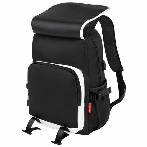 Рюкзак BRAUBERG FUSION универсальный, USB-порт, черный с белыми вставками, 45х31х15 см, 271657