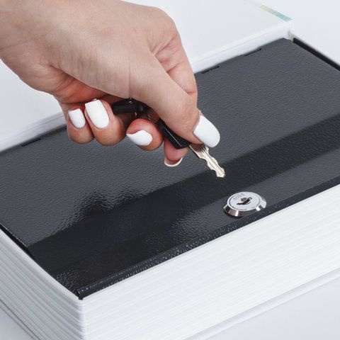 Сейф-книга &quot;Сказки народов мира&quot;, 55х155х240 мм, ключевой замок, BRAUBERG, 291054