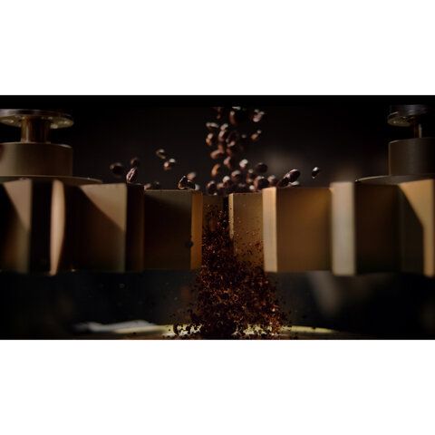 Кофе молотый в растворимом NESCAFE &quot;Gold&quot; 190 г, сублимированный, 12403031